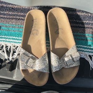 Sliver sparkle sandals